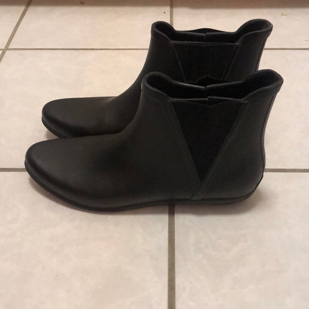 Loeffler Randall Black Chelsea Rain Boots